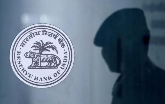 RBI Sees Cautious Optimism for India’s Economy Amid Global Uncertainties